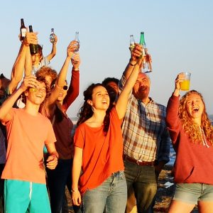 BRITONS URGED TO ‘TOAST THE HEALTH’ OF SEAS IN NEW CAMPAIGN AS THREE OUT OF FOUR CHOOSE GLASS BRITONS URGED TO ‘TOAST THE HEALTH’ OF SEAS IN NEW CAMPAIGN AS THREE OUT OF FOUR CHOOSE GLASS