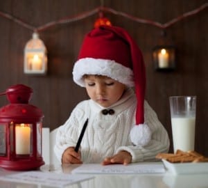 5 Ways to Decorate For Christmas Using Glass 5 Ways to Decorate For Christmas Using Glass