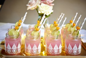Recreate the look: lace jars for wedding drinks Recreate the look: lace jars for wedding drinks