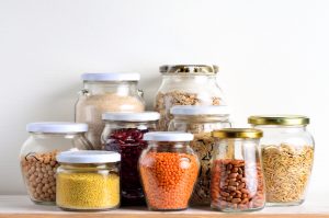 LO SPRECO ALIMENTARE SI COMBATTE IN CASA. LA CHIAVE? ACQUISTARE E CONSERVARE IN MODO CONSAPEVOLE. LO SPRECO ALIMENTARE SI COMBATTE IN CASA. LA CHIAVE? ACQUISTARE E CONSERVARE IN MODO CONSAPEVOLE.